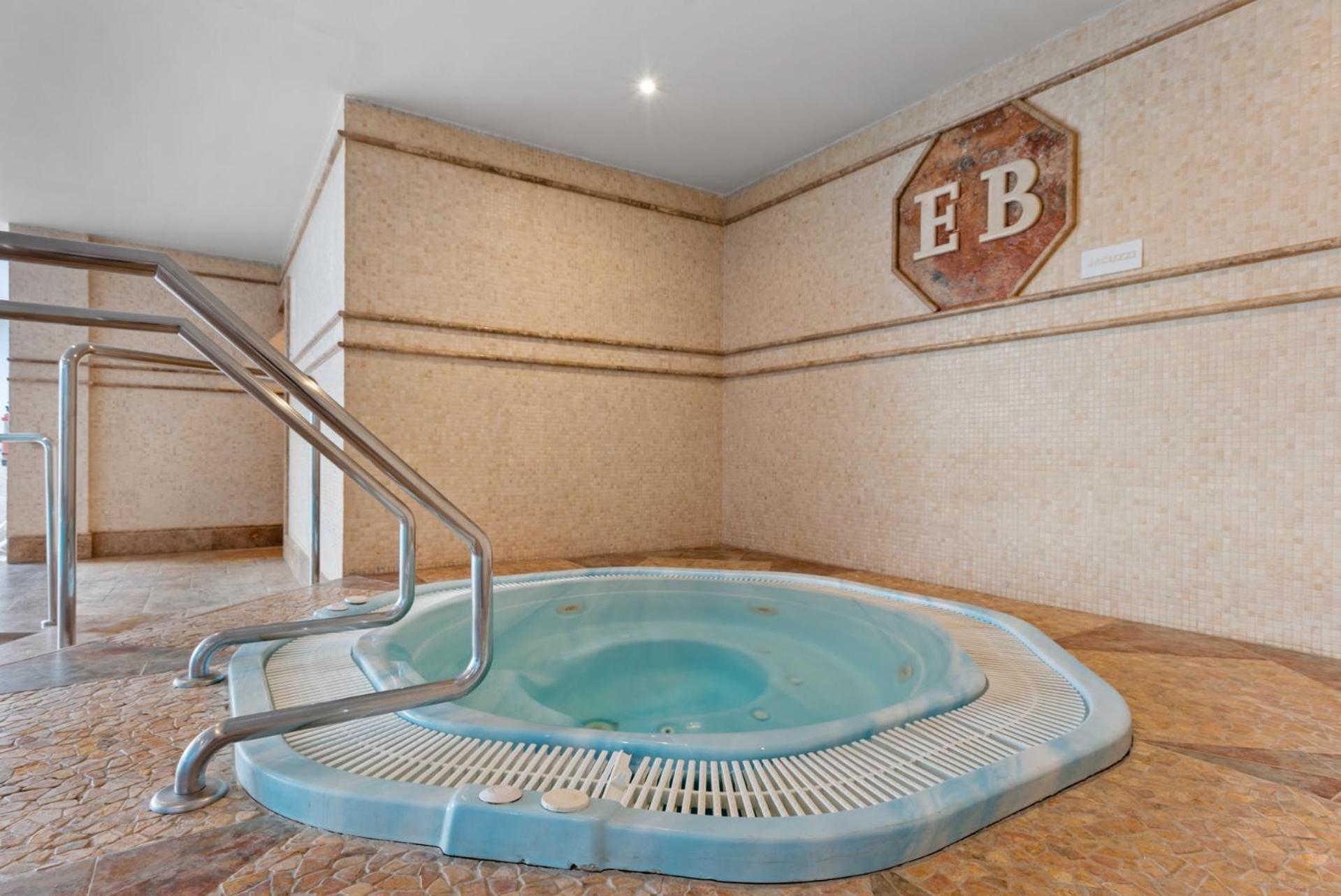 Magnifico En Complejo Exclusivo Con Piscina Cubierta - Gym - Sauna Apartment *
